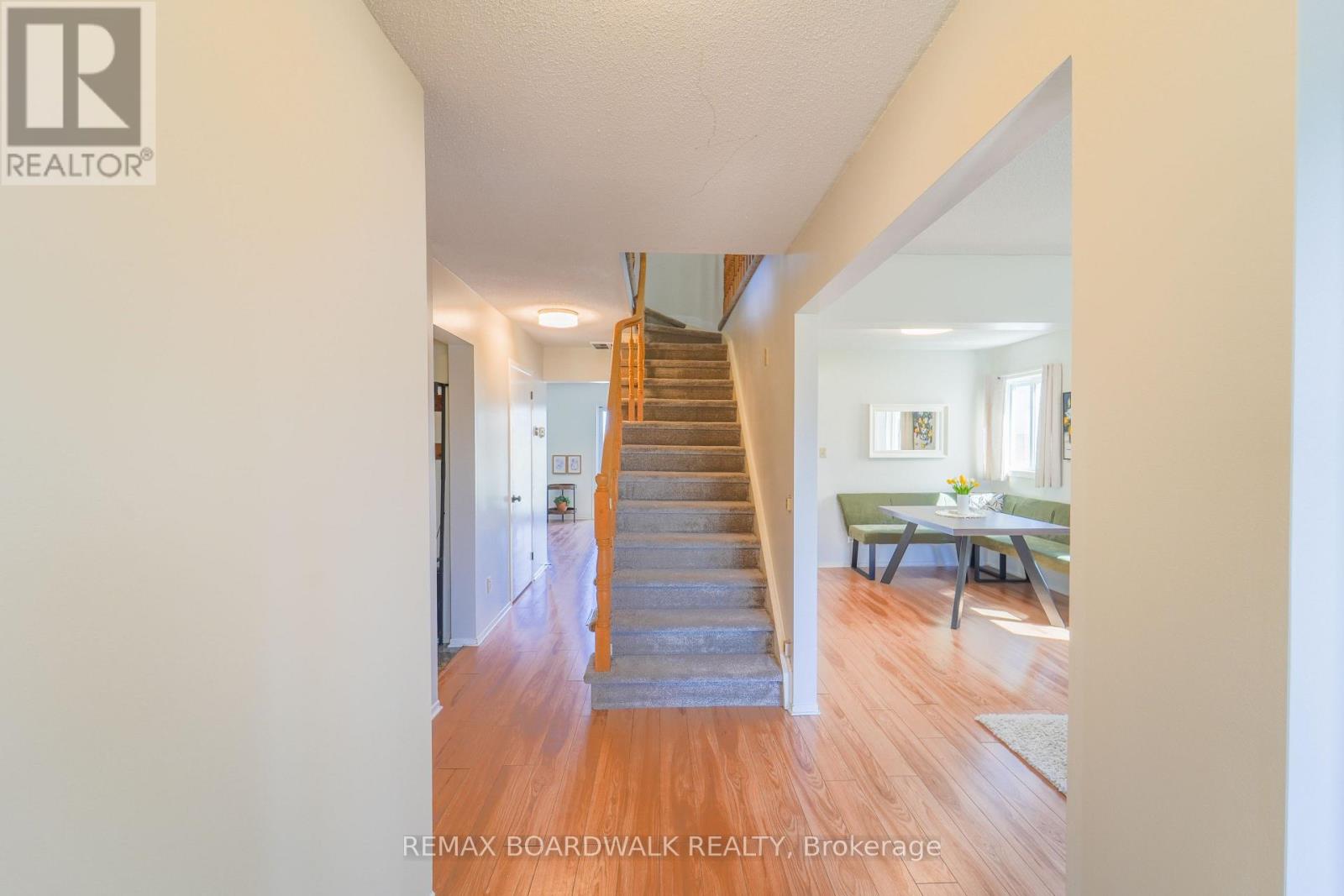 102 Seventh Avenue, Arnprior, Ontario  K7S 3S7 - Photo 3 - X13059746