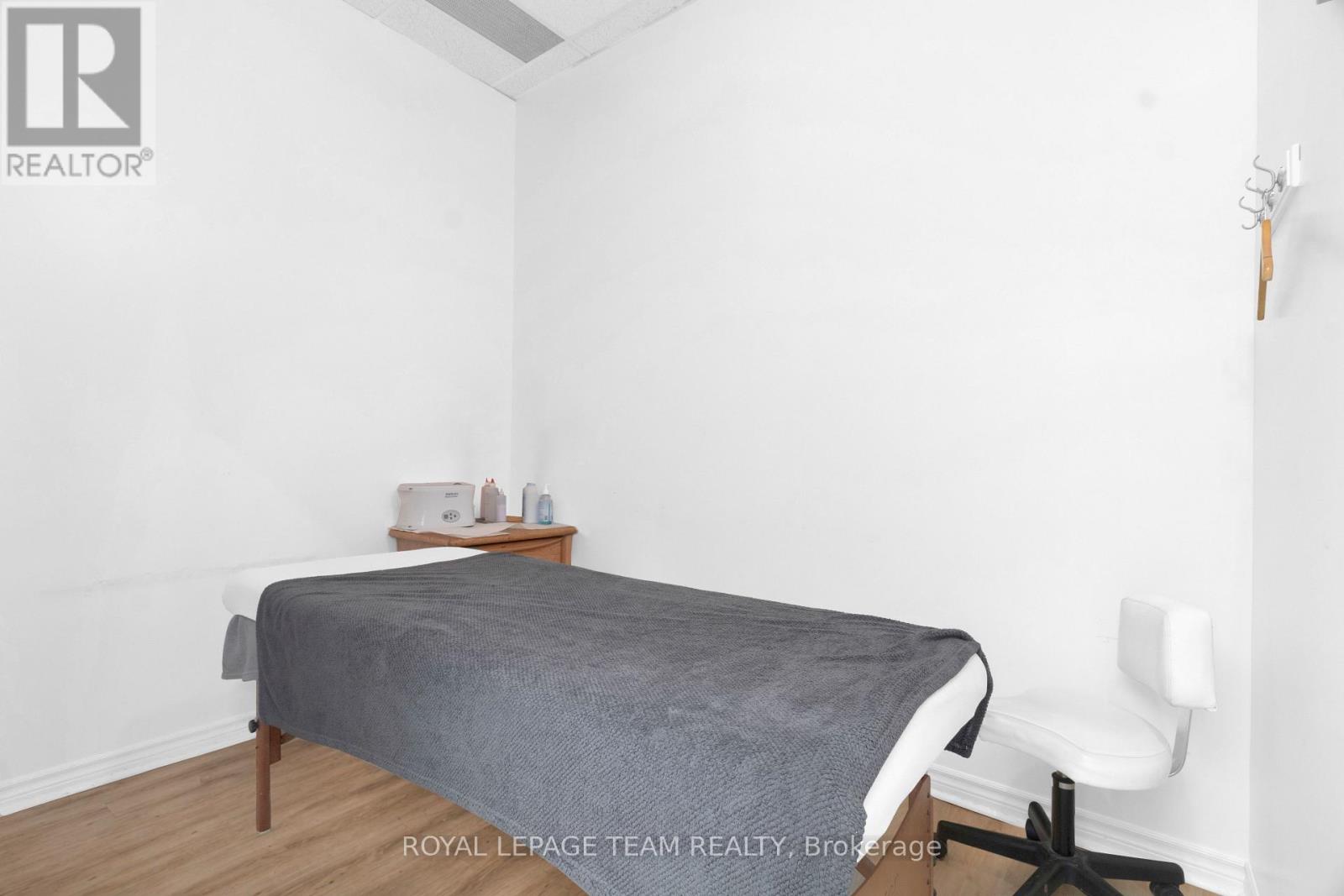 474 Hazeldean Road, Ottawa, Ontario  K2L 4E5 - Photo 13 - X13059776