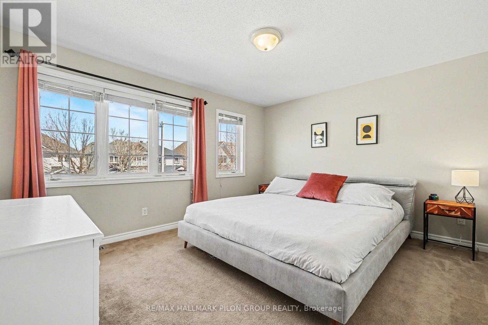 374 Horseshoe Crescent, Ottawa, Ontario  K2S 0B5 - Photo 12 - X13059808