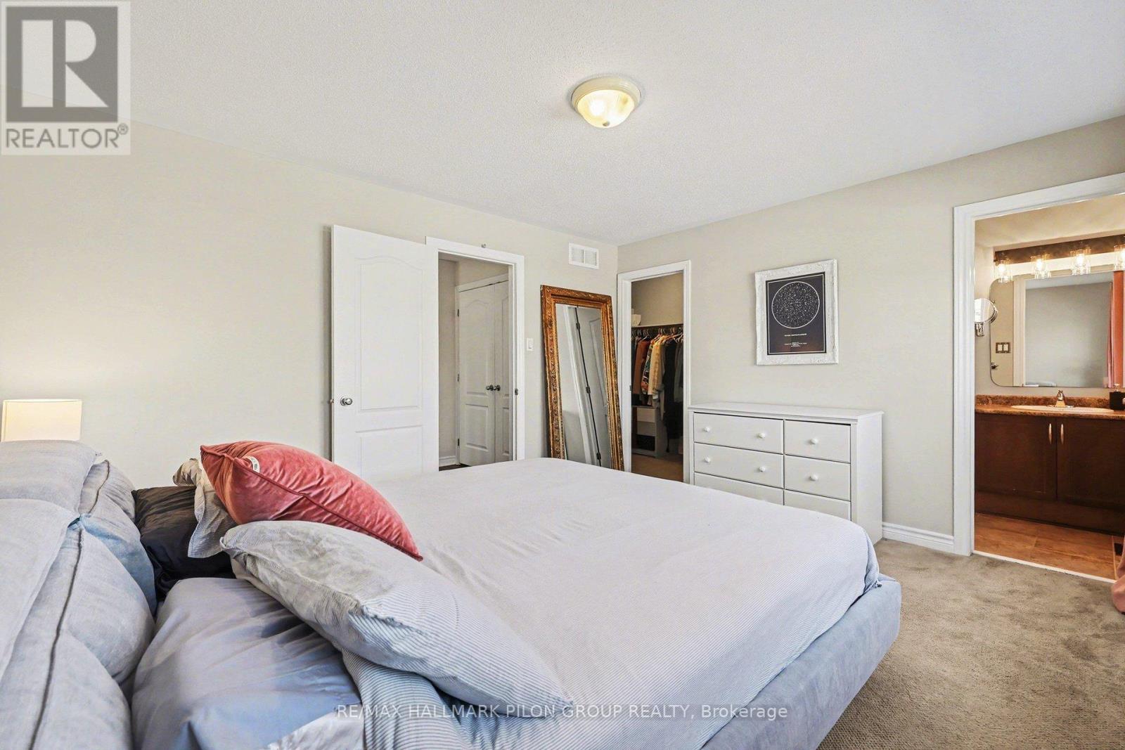 374 Horseshoe Crescent, Ottawa, Ontario  K2S 0B5 - Photo 13 - X13059808