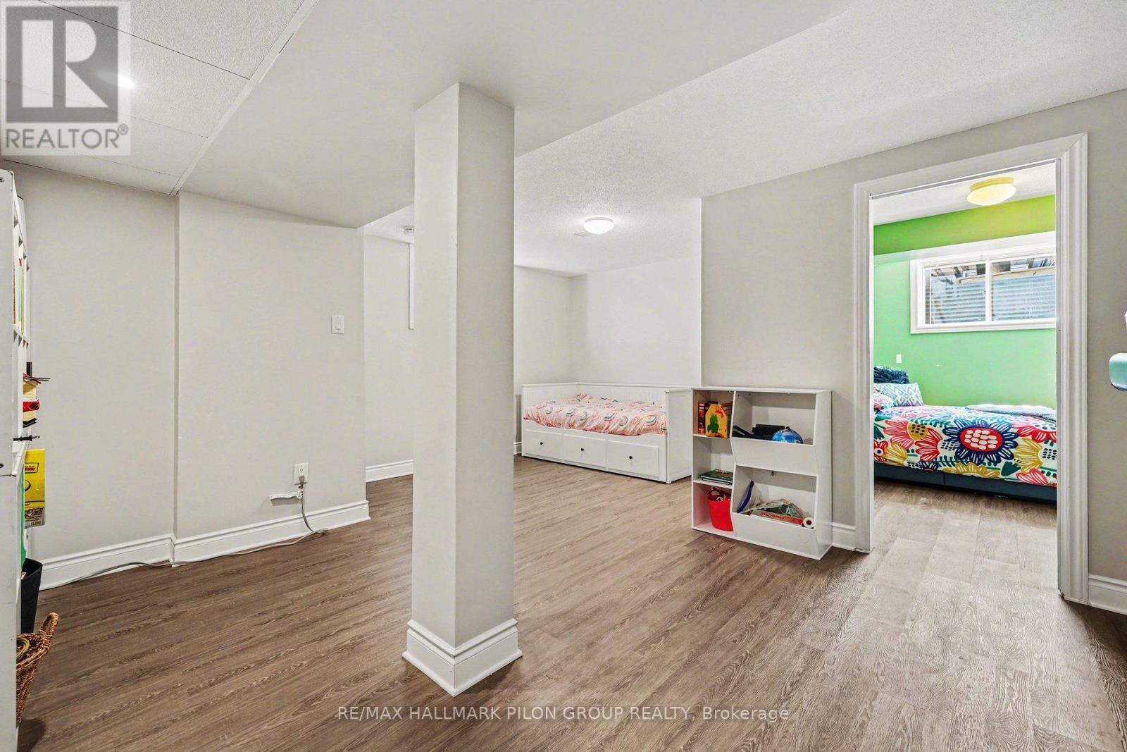 374 Horseshoe Crescent, Ottawa, Ontario  K2S 0B5 - Photo 18 - X13059808