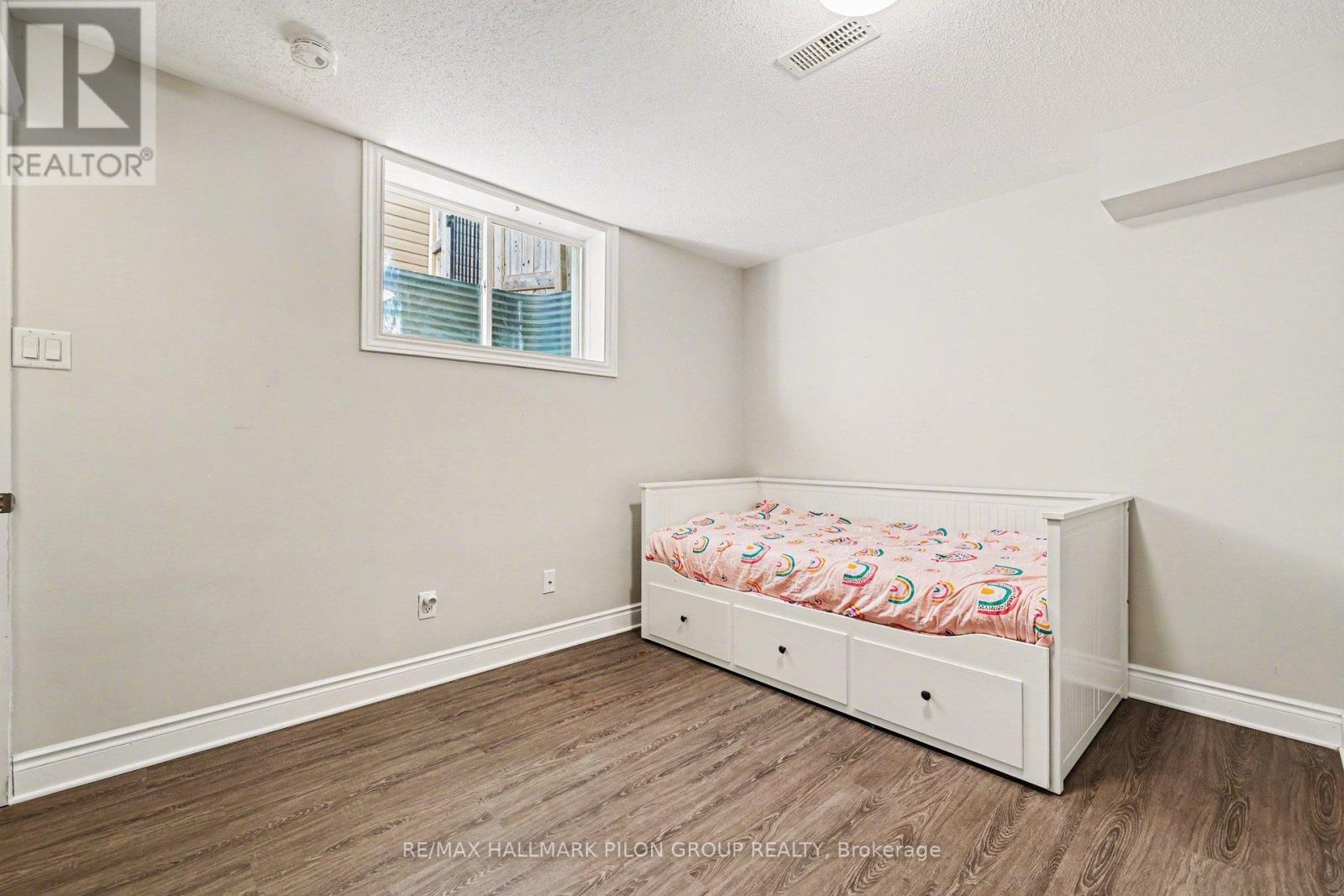 374 Horseshoe Crescent, Ottawa, Ontario  K2S 0B5 - Photo 19 - X13059808
