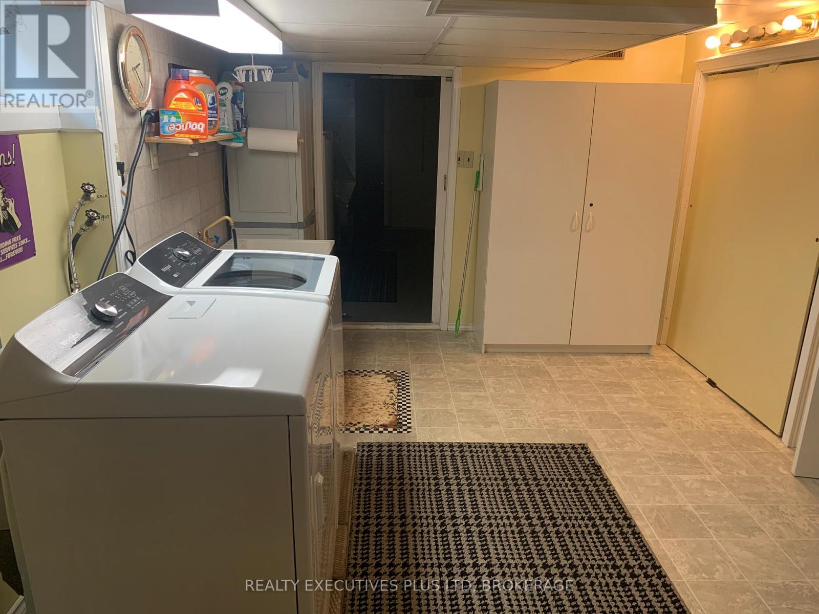 6322 Monroe Street W, Niagara Falls (Dorchester), Ontario  L2G 2G8 - Photo 13 - X13059710