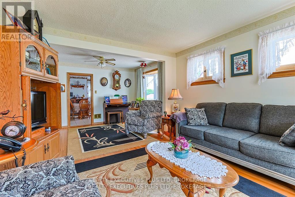 6322 Monroe Street W, Niagara Falls (Dorchester), Ontario  L2G 2G8 - Photo 4 - X13059710