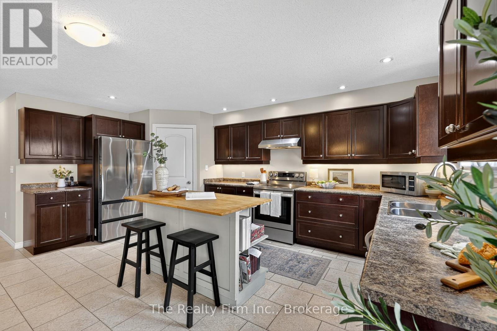 155 Forestway Trail, Woodstock, Ontario  N4S 9A7 - Photo 16 - X13059674