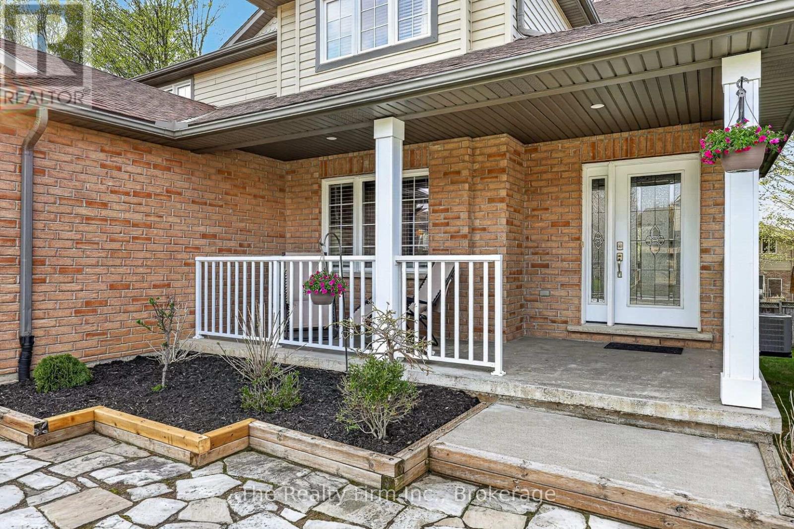 155 Forestway Trail, Woodstock, Ontario  N4S 9A7 - Photo 3 - X13059674