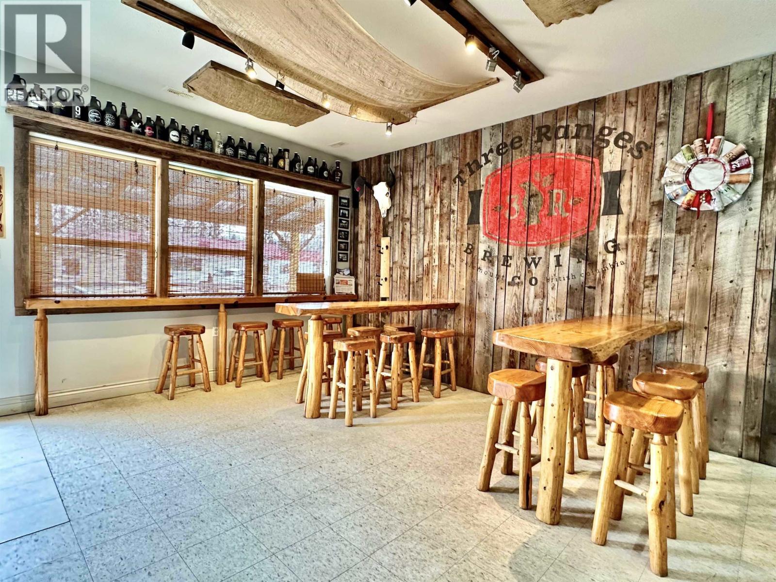 1160 5th Avenue, Valemount, British Columbia  V0E 2Z0 - Photo 4 - C8078352