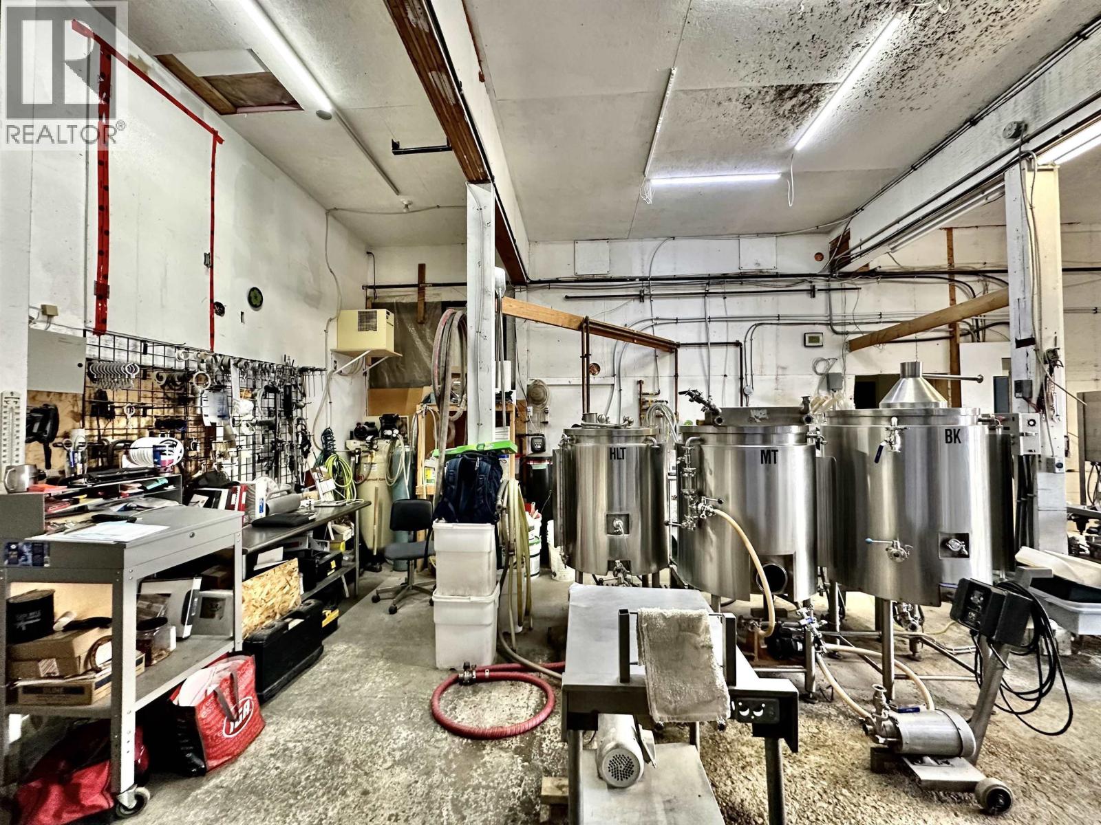 1160 5th Avenue, Valemount, British Columbia  V0E 2Z0 - Photo 9 - C8078352