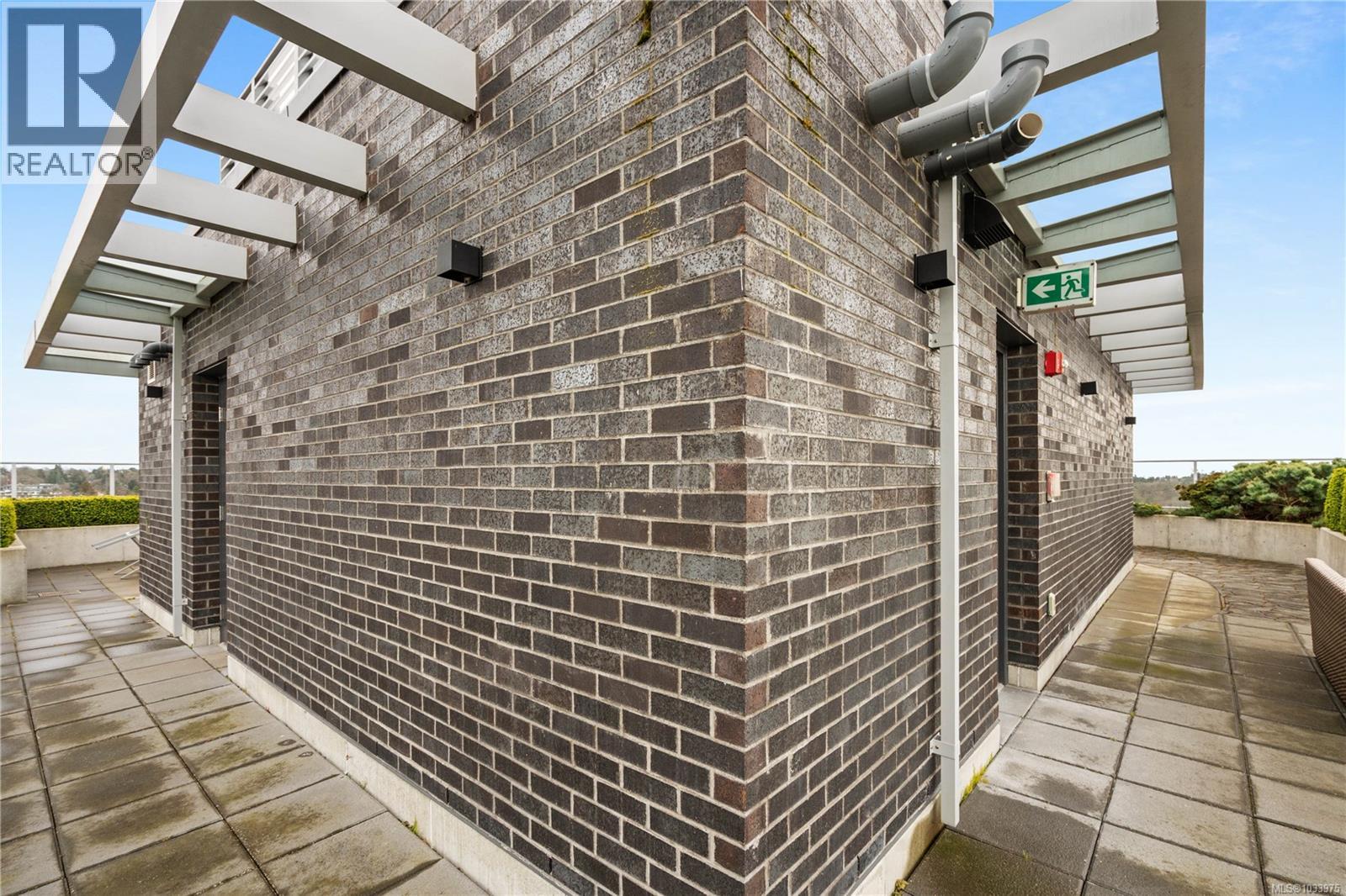 305 838 Broughton St, Victoria, British Columbia  V8W 1E4 - Photo 29 - 1033975