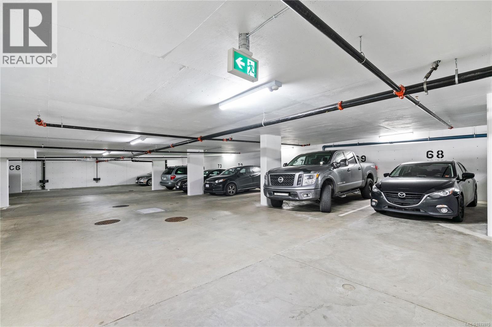 305 838 Broughton St, Victoria, British Columbia  V8W 1E4 - Photo 32 - 1033975