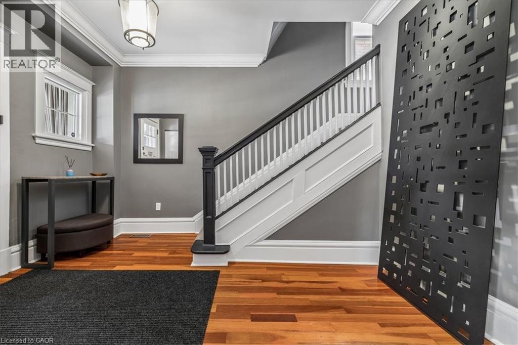 40 Stanleys Avenue, Hamilton, Ontario  L8P 2L1 - Photo 6 - 40824873