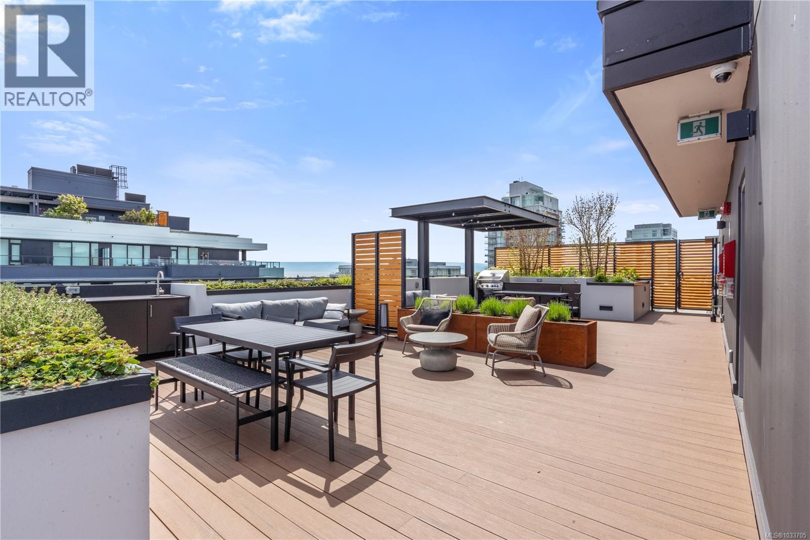 408 363 Tyee Rd, Victoria, British Columbia  V9A 0B5 - Photo 47 - 1033705