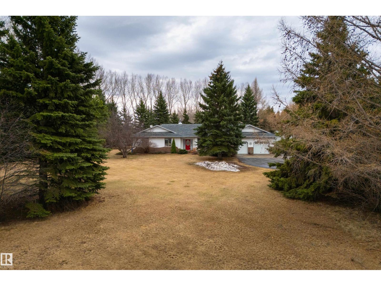 27113 TWP RD 522, rural parkland county, Alberta