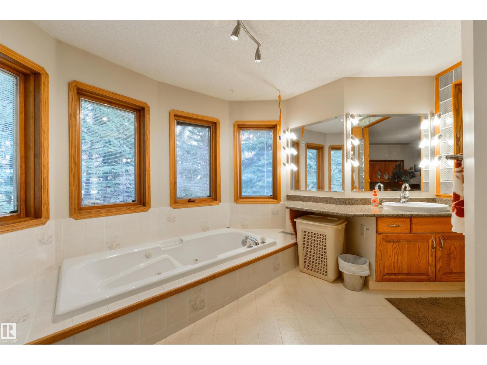 27113 Twp Rd 522, Rural Parkland County, Alberta  T7X 3A8 - Photo 33 - E4484690