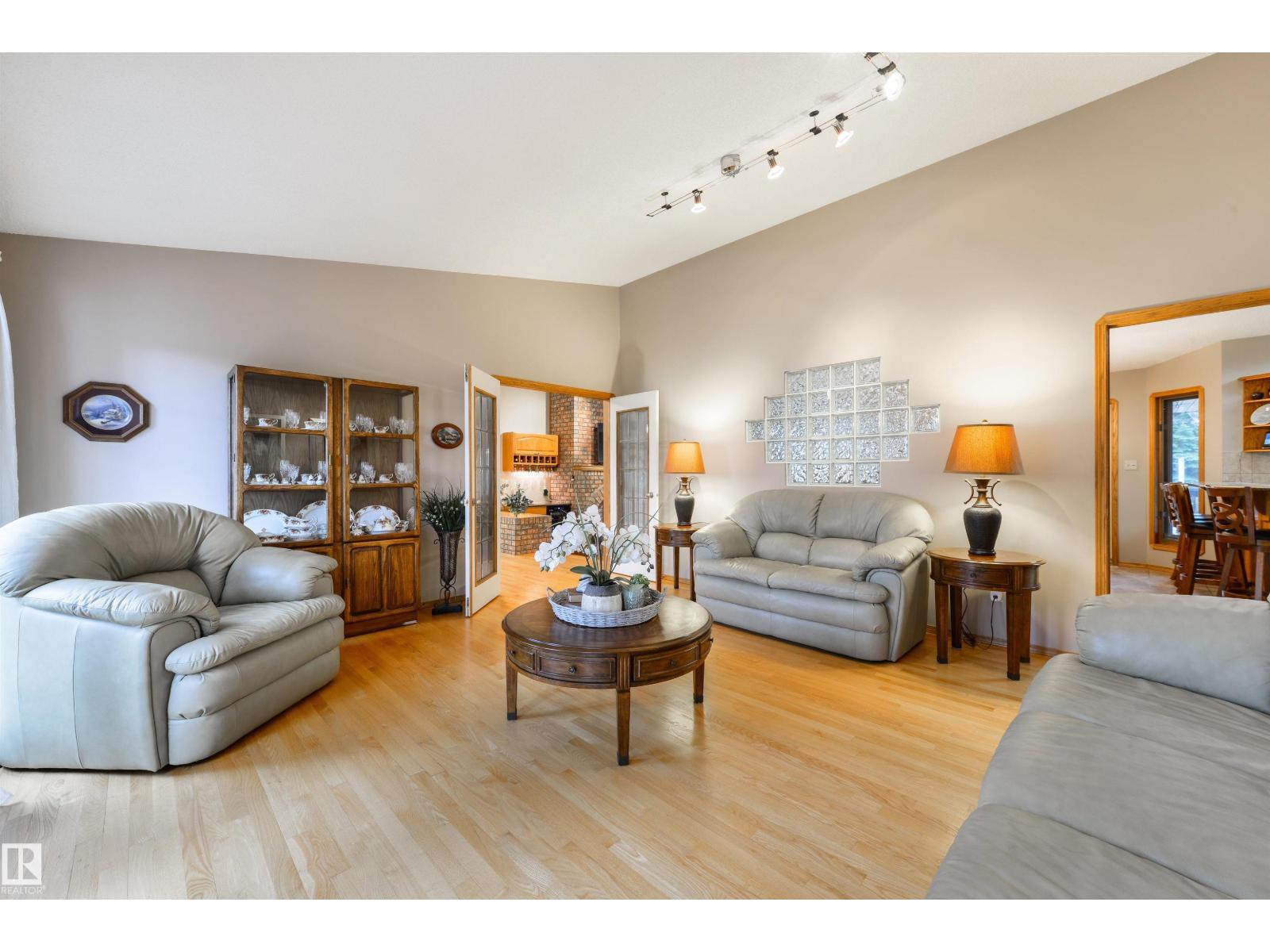 27113 Twp Rd 522, Rural Parkland County, Alberta  T7X 3A8 - Photo 8 - E4484690