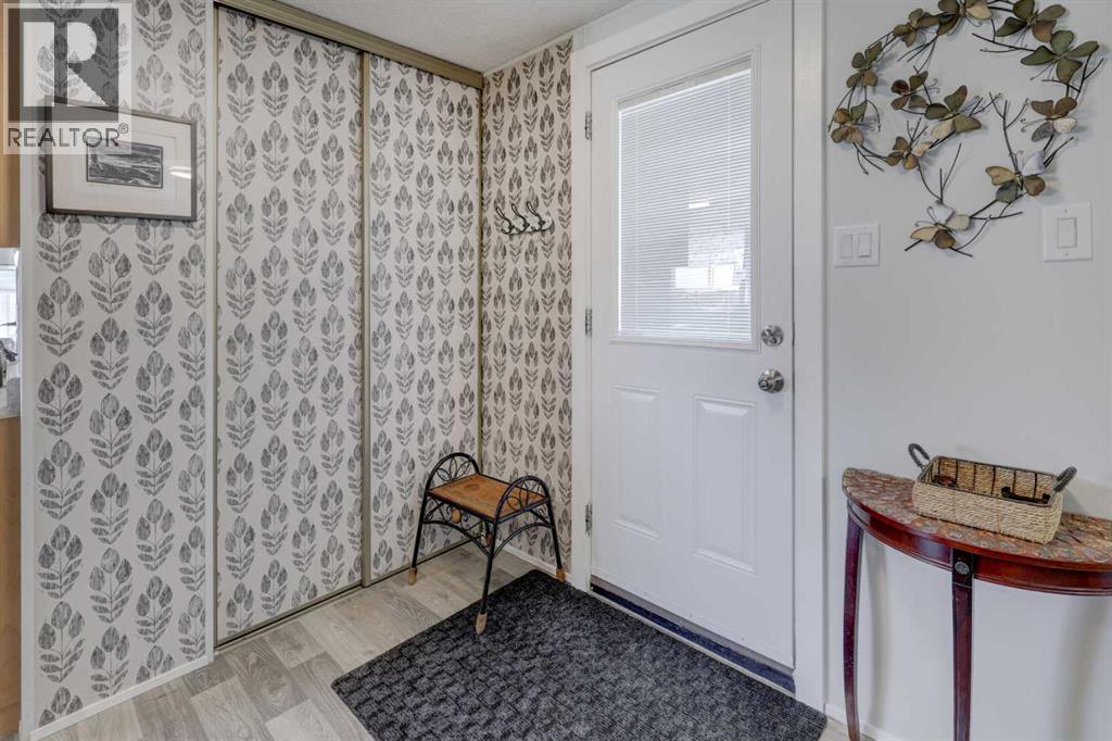 256 Burroughs Circle Ne, Calgary, Alberta  T1Y 6K3 - Photo 23 - A2305485