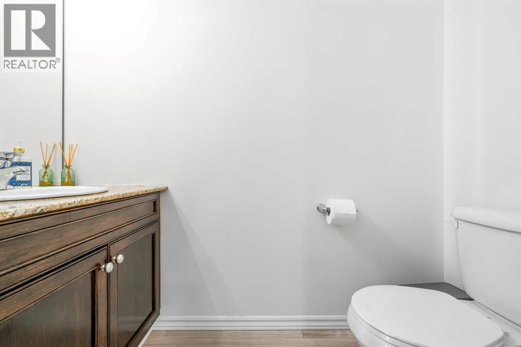 248 Northlands Pointe Ne, Medicine Hat, Alberta  T1C 0B9 - Photo 13 - A2305528