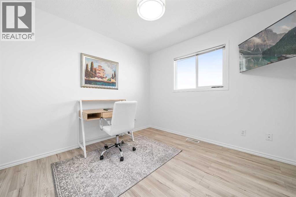 248 Northlands Pointe Ne, Medicine Hat, Alberta  T1C 0B9 - Photo 20 - A2305528