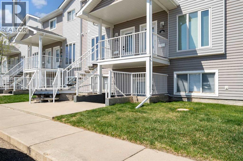 248 Northlands Pointe Ne, Medicine Hat, Alberta  T1C 0B9 - Photo 27 - A2305528