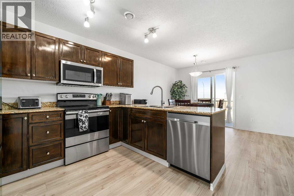 248 Northlands Pointe Ne, Medicine Hat, Alberta  T1C 0B9 - Photo 7 - A2305528