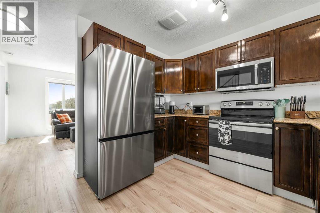 248 Northlands Pointe Ne, Medicine Hat, Alberta  T1C 0B9 - Photo 8 - A2305528