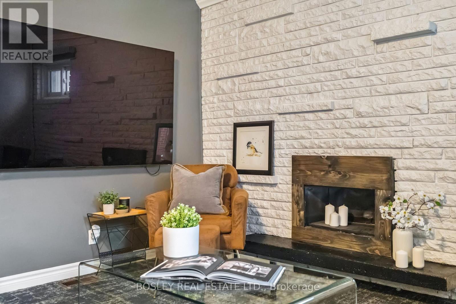 231 Chisholm Avenue, Toronto, Ontario  M4C 4V9 - Photo 11 - E12896900