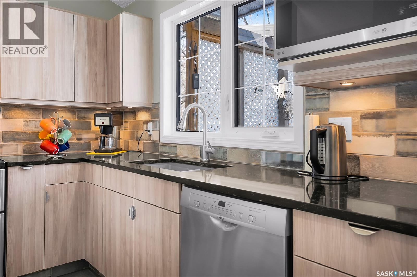 147 Frobisher Crescent, Saskatoon, Saskatchewan  S7K 4Y4 - Photo 16 - SK034112