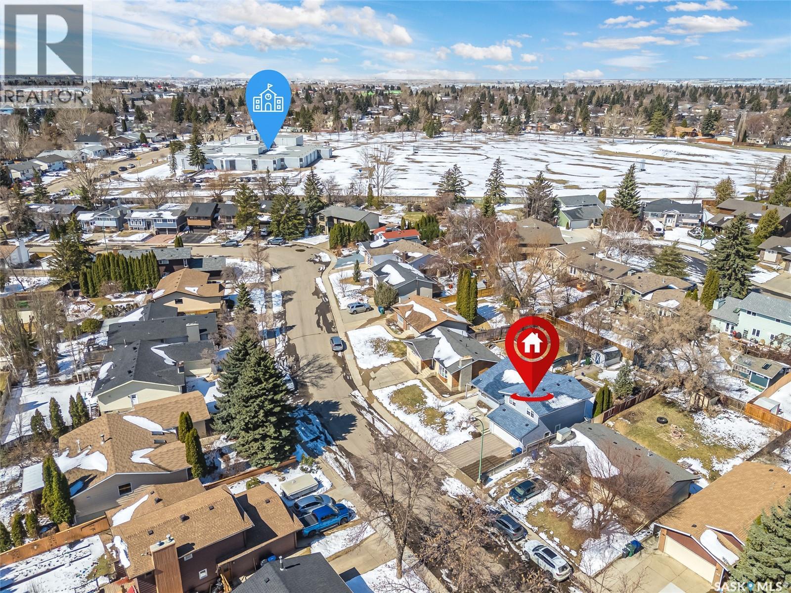 147 Frobisher Crescent, Saskatoon, Saskatchewan  S7K 4Y4 - Photo 3 - SK034112