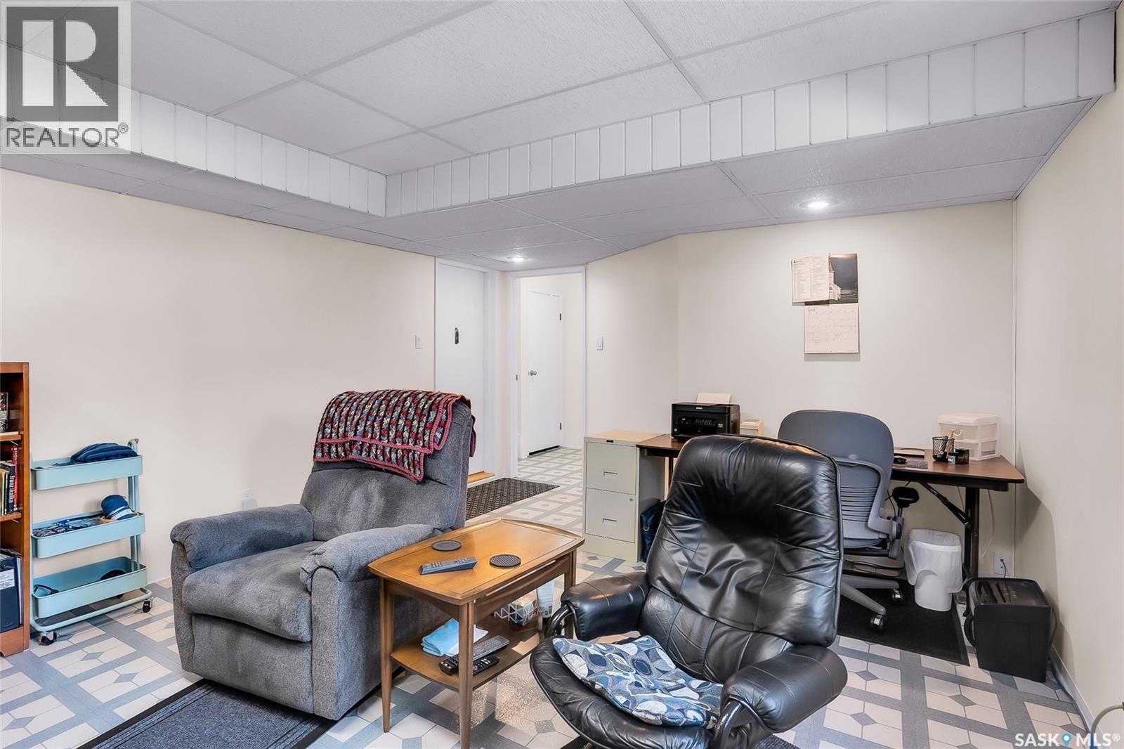 147 Frobisher Crescent, Saskatoon, Saskatchewan  S7K 4Y4 - Photo 32 - SK034112