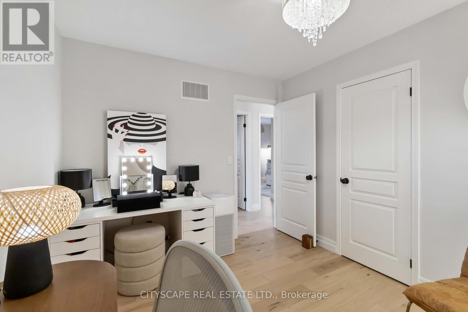 4269 Vivaldi Road, Burlington, Ontario  L7M 0N4 - Photo 24 - W13038578