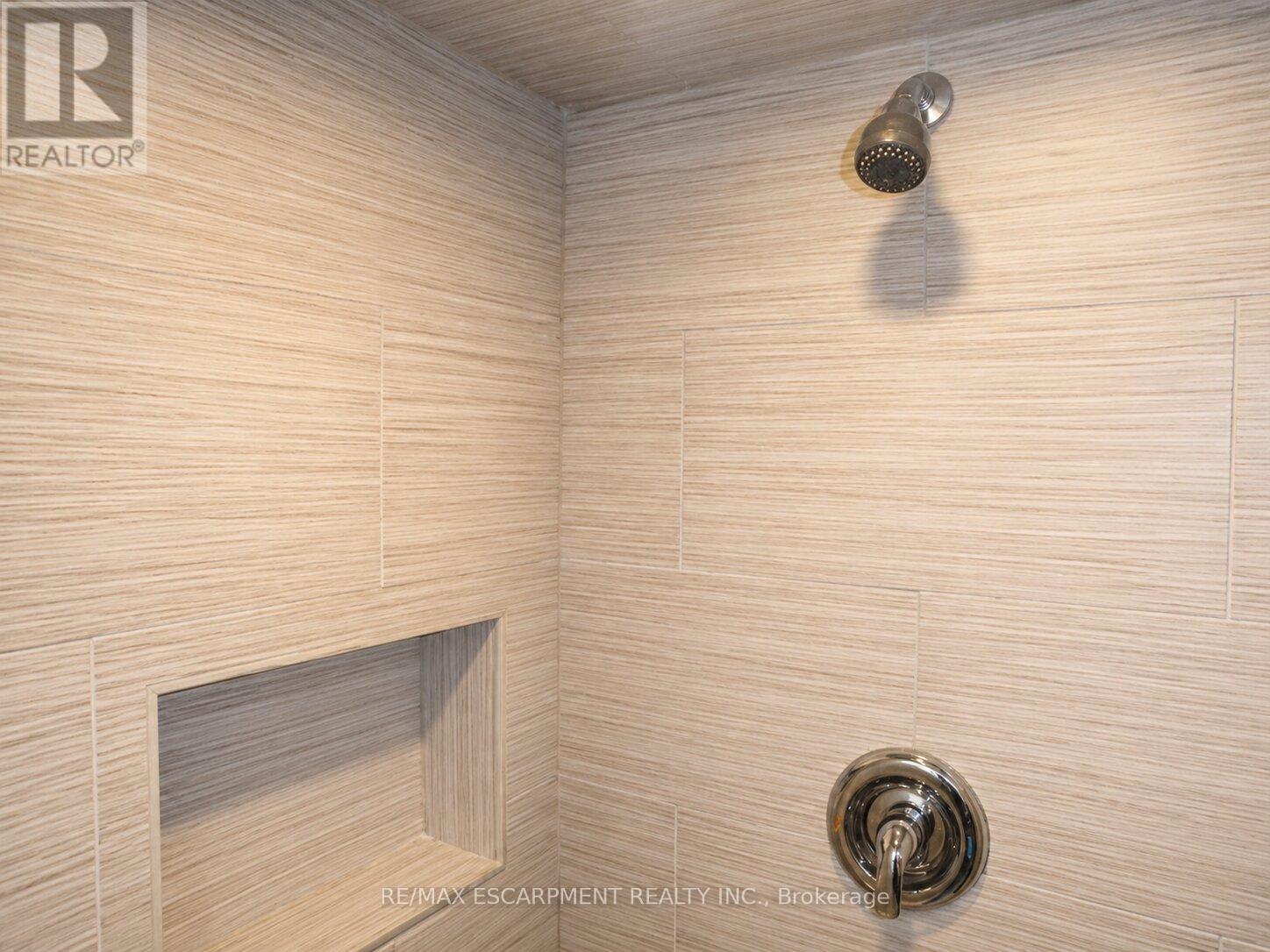 29 Oxford Street, Hamilton, Ontario  L8R 2W9 - Photo 24 - X12920760