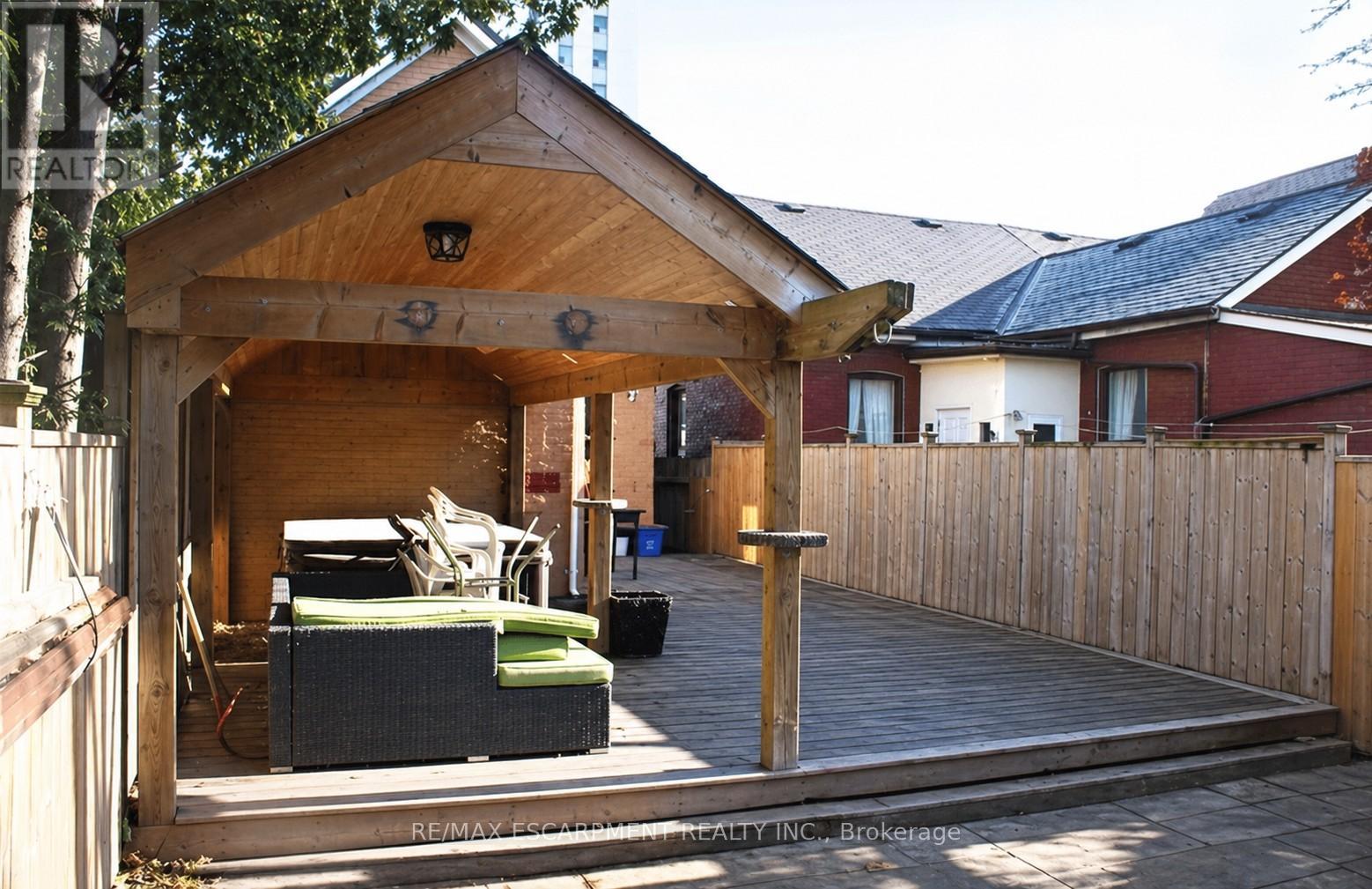 29 Oxford Street, Hamilton, Ontario  L8R 2W9 - Photo 28 - X12920760