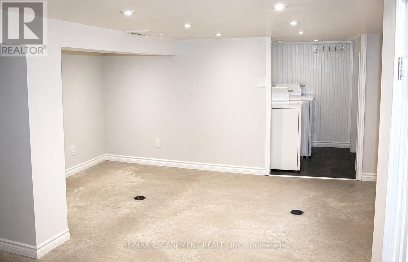 29 Oxford Street, Hamilton, Ontario  L8R 2W9 - Photo 26 - X12920760