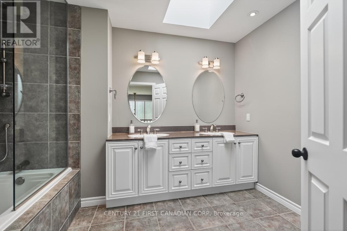 124 Sunray Avenue, London South, Ontario  N6P 1C6 - Photo 30 - X13057096