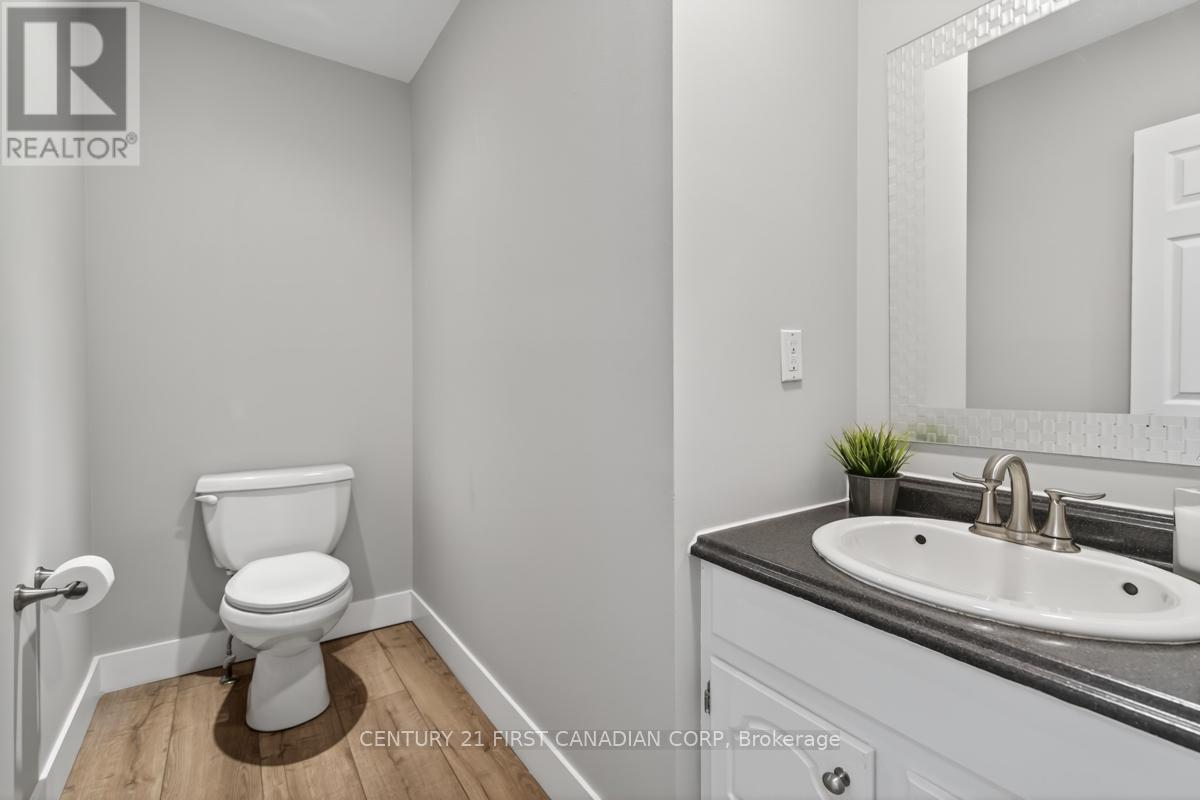 124 Sunray Avenue, London South, Ontario  N6P 1C6 - Photo 33 - X13057096