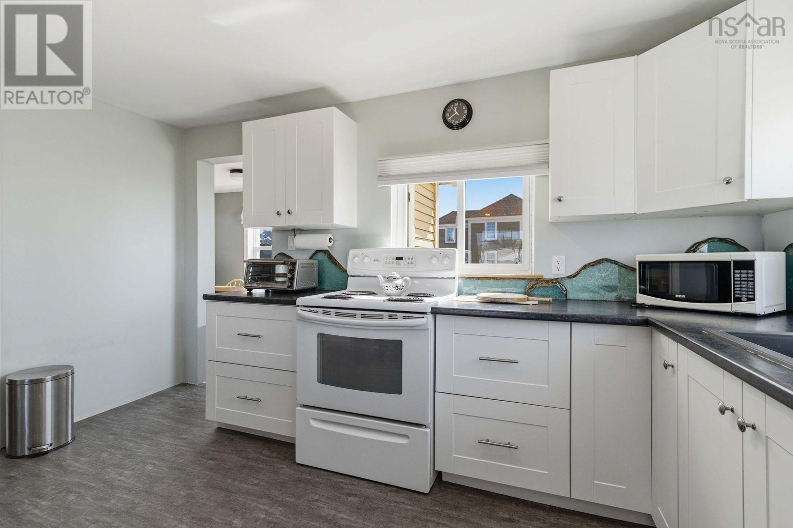 125 The Point Road, Blue Rocks, Nova Scotia  B0J 2C0 - Photo 11 - 202606695