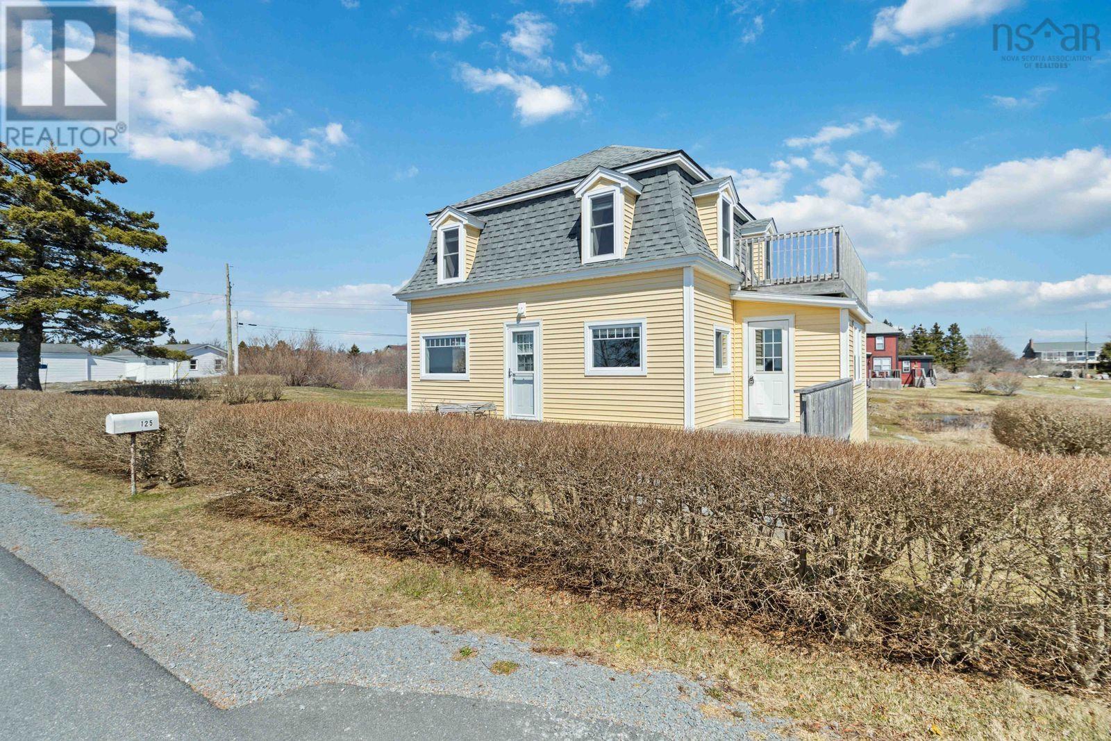 125 The Point Road, Blue Rocks, Nova Scotia  B0J 2C0 - Photo 2 - 202606695