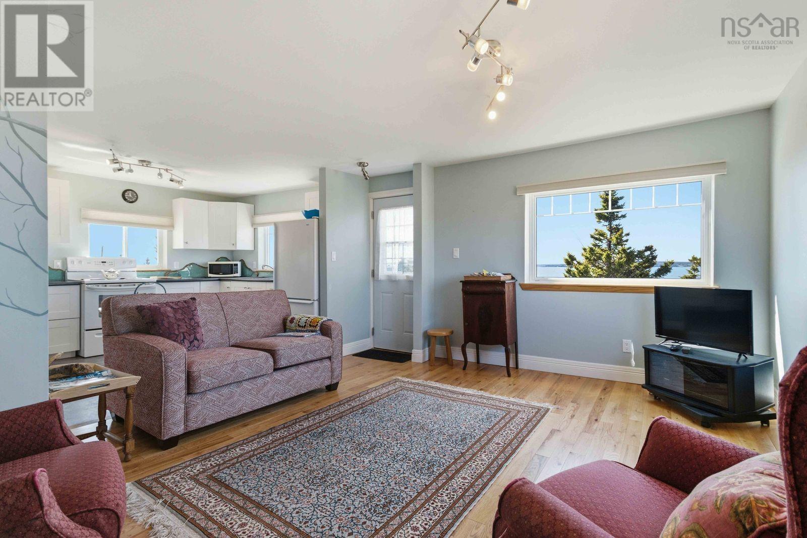 125 The Point Road, Blue Rocks, Nova Scotia  B0J 2C0 - Photo 7 - 202606695