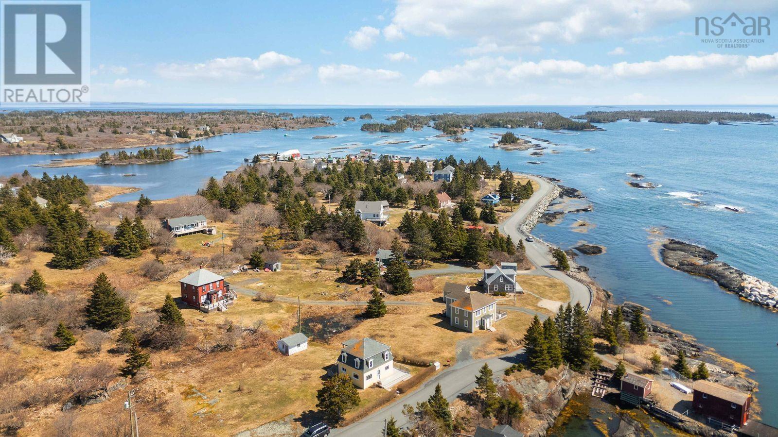 125 The Point Road, Blue Rocks, Nova Scotia  B0J 2C0 - Photo 36 - 202606695