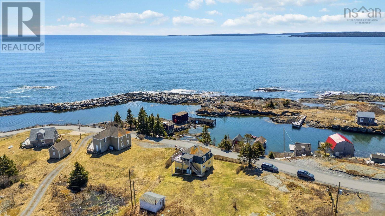 125 The Point Road, Blue Rocks, Nova Scotia  B0J 2C0 - Photo 37 - 202606695