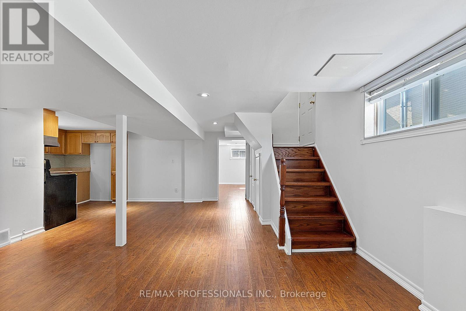 46 Stock Avenue, Toronto, Ontario  M8Z 5C6 - Photo 27 - W13059630