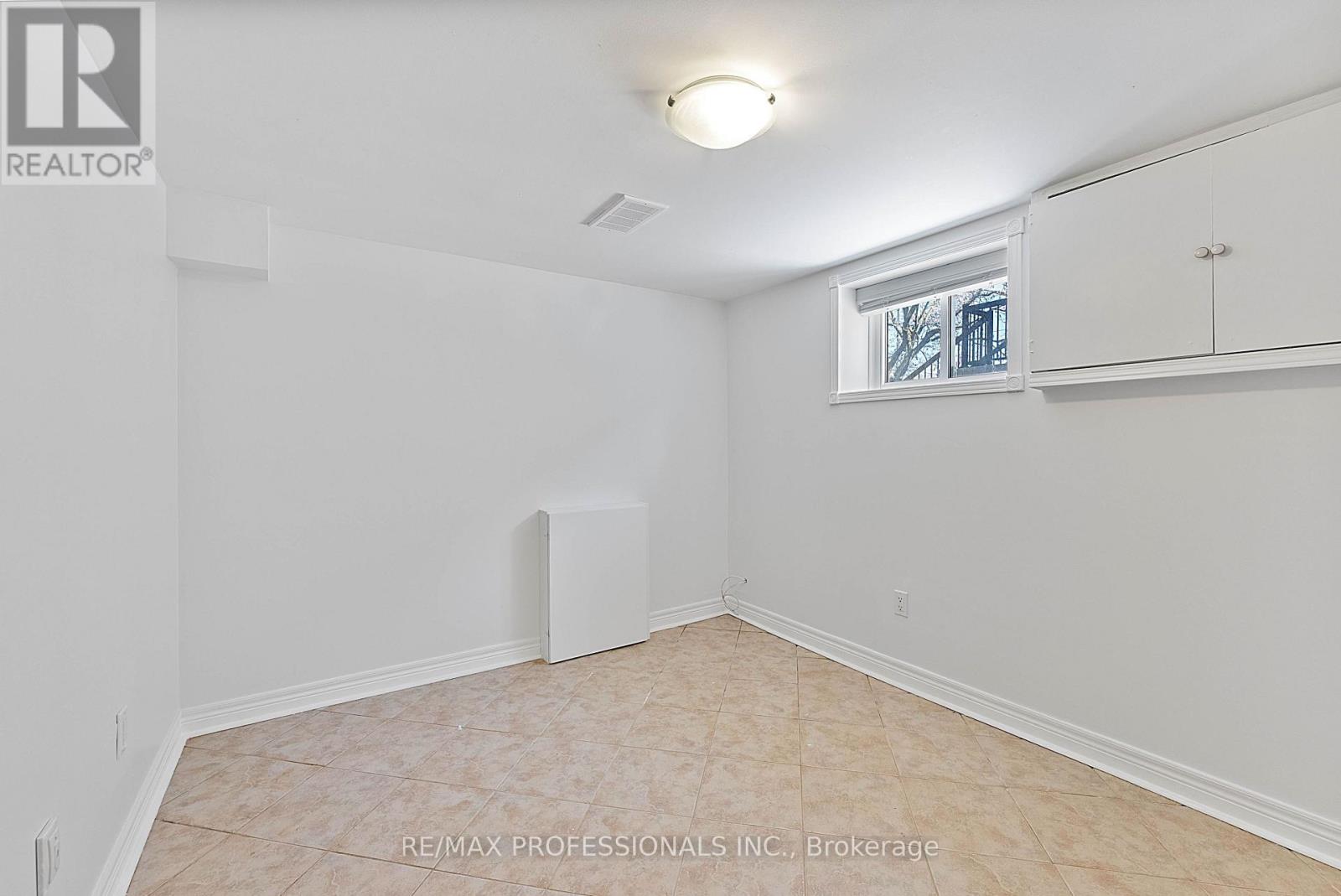 46 Stock Avenue, Toronto, Ontario  M8Z 5C6 - Photo 36 - W13059630