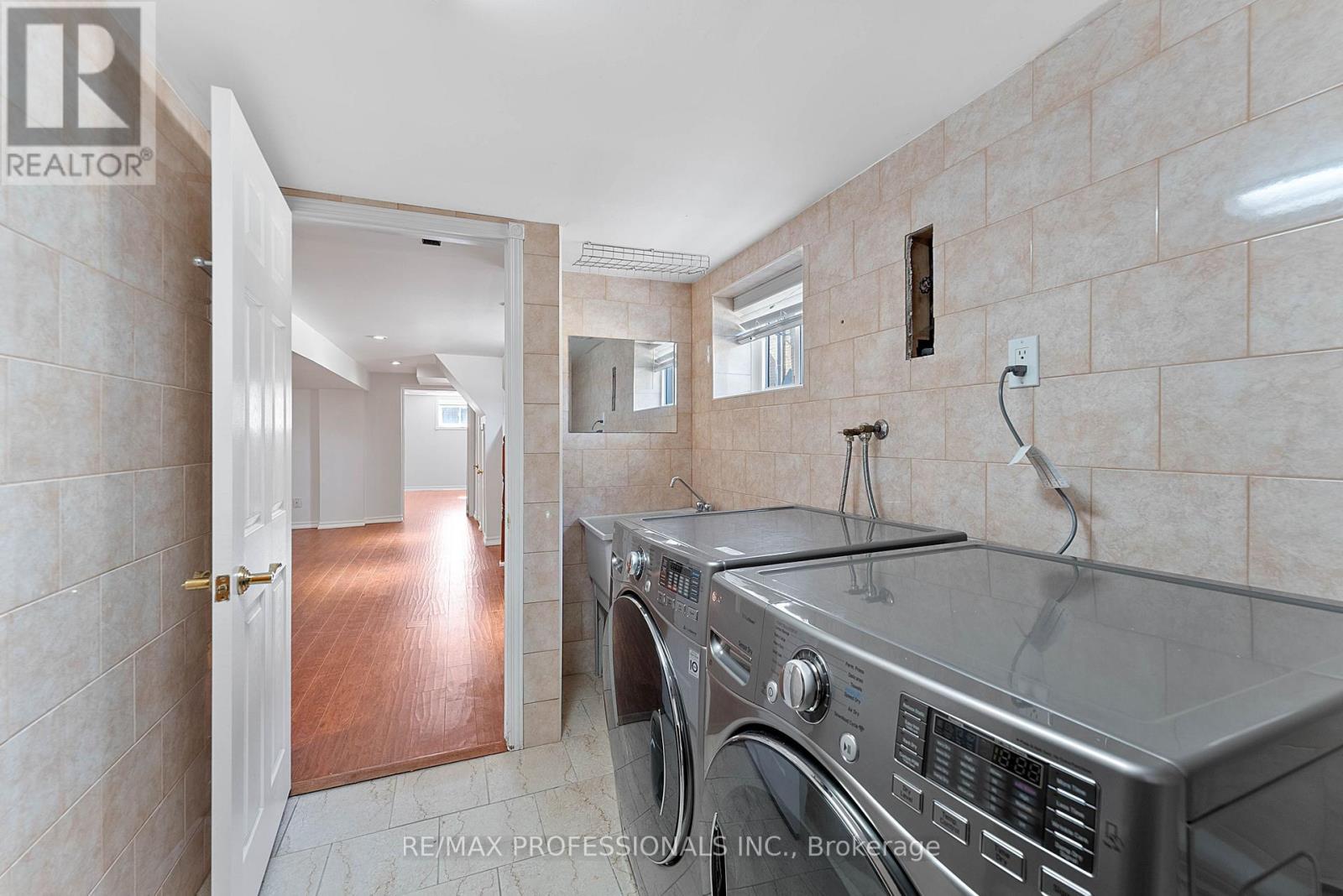 46 Stock Avenue, Toronto, Ontario  M8Z 5C6 - Photo 38 - W13059630