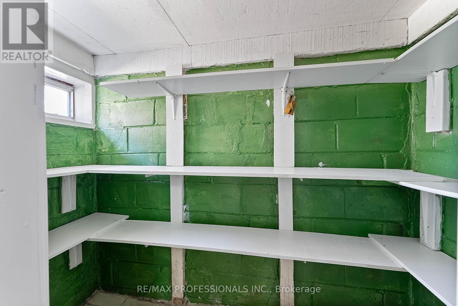 46 Stock Avenue, Toronto, Ontario  M8Z 5C6 - Photo 40 - W13059630