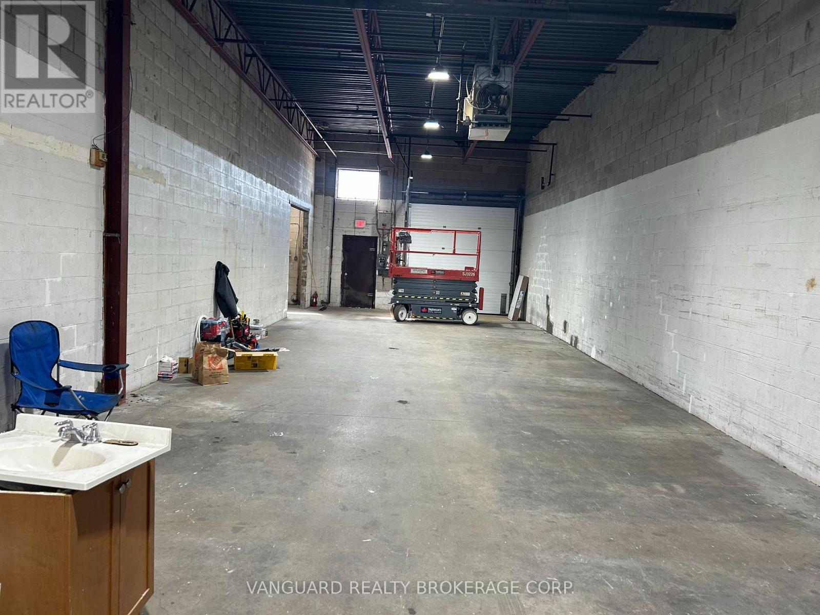 6-7 - 9 Royalcrest Road, Toronto, Ontario  M9V 2L6 - Photo 3 - W13059662