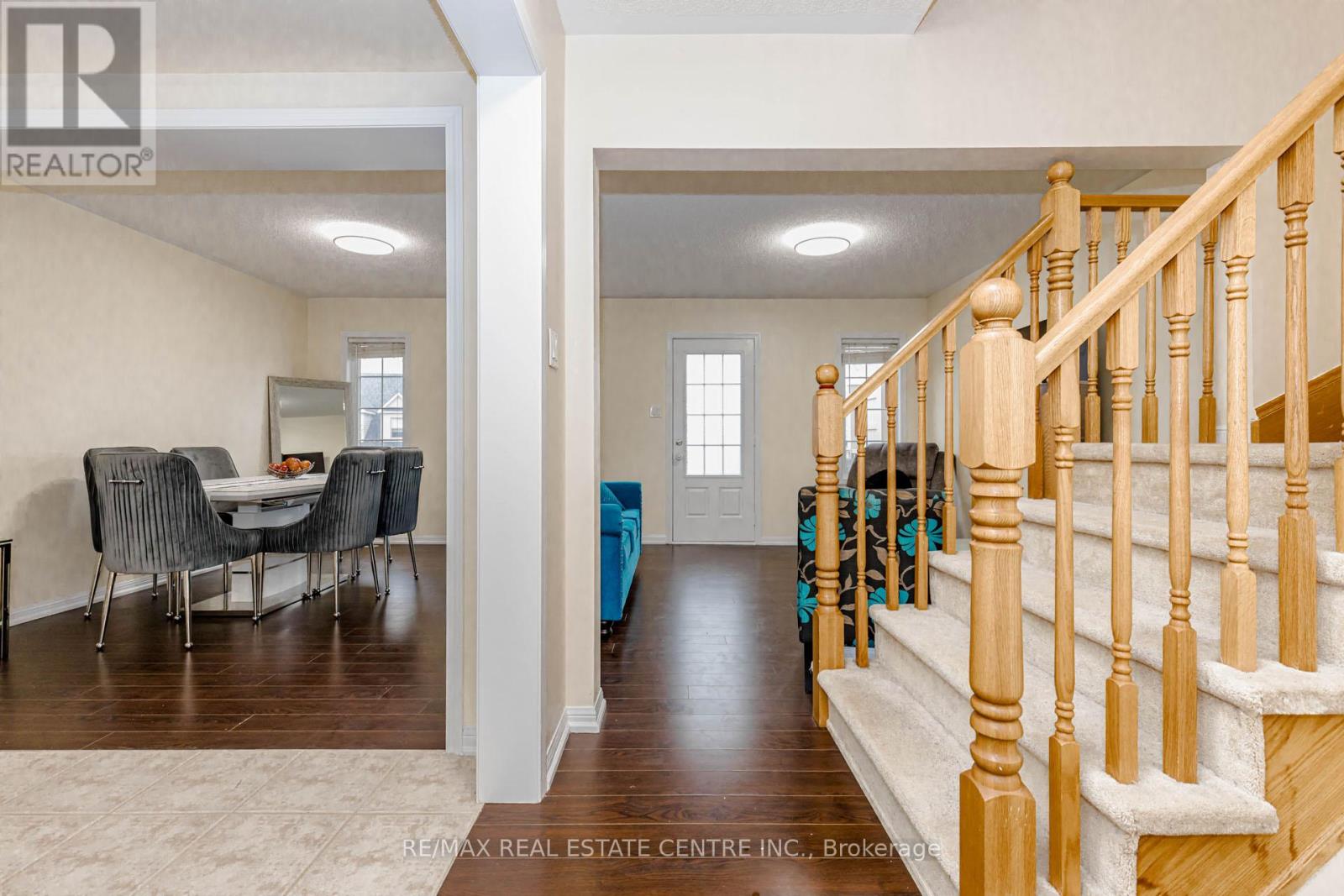 924 Burgess Gardens, Milton, Ontario  L9T 0K8 - Photo 14 - W13059688