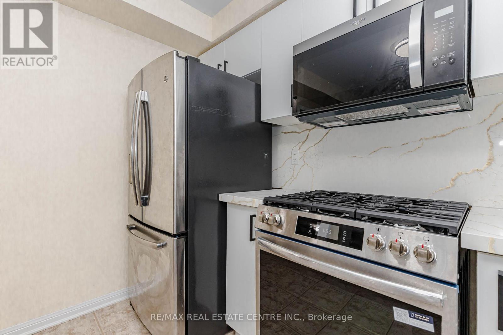 924 Burgess Gardens, Milton, Ontario  L9T 0K8 - Photo 18 - W13059688