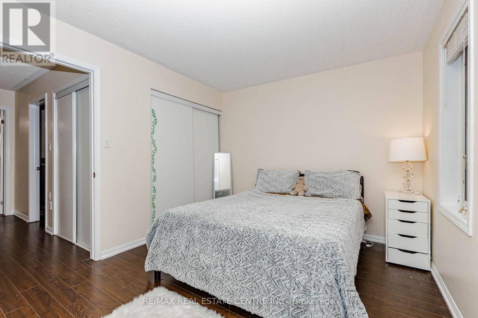 924 Burgess Gardens, Milton, Ontario  L9T 0K8 - Photo 32 - W13059688