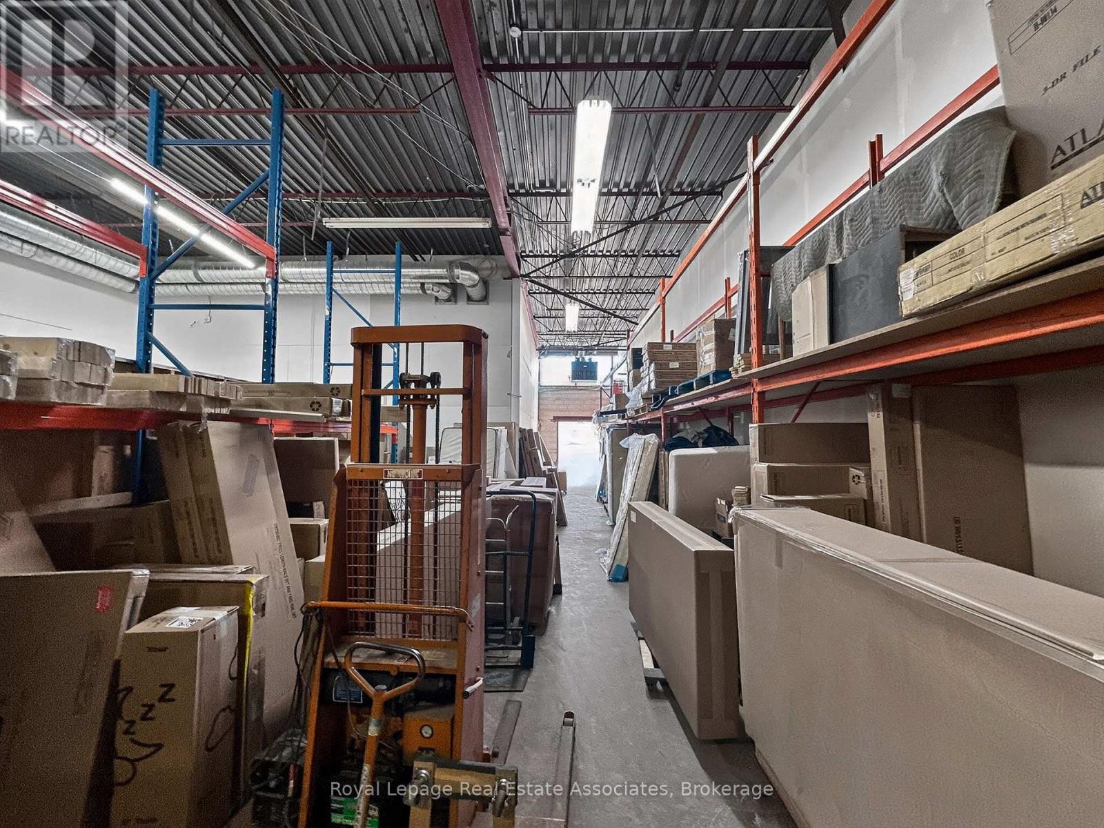 Unit 4 - 136 Tycos Drive, Toronto, Ontario  M6B 1W8 - Photo 16 - W13059700