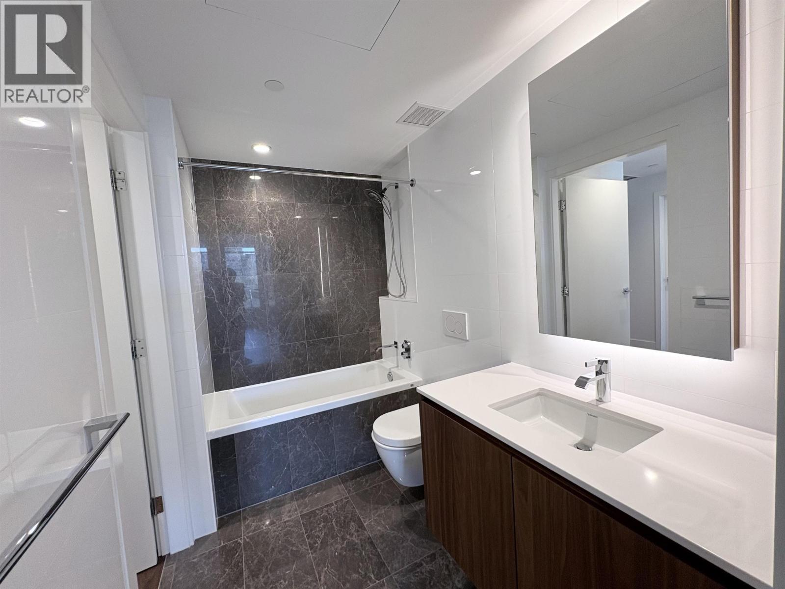 405 389 W 59th Avenue, Vancouver, British Columbia  V5X 0J4 - Photo 10 - R3087870